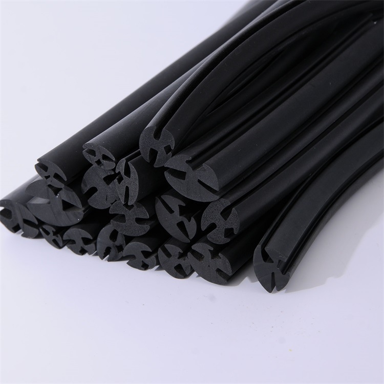 三元乙丙橡胶粘模？选对脱模剂让生产效率翻3倍！